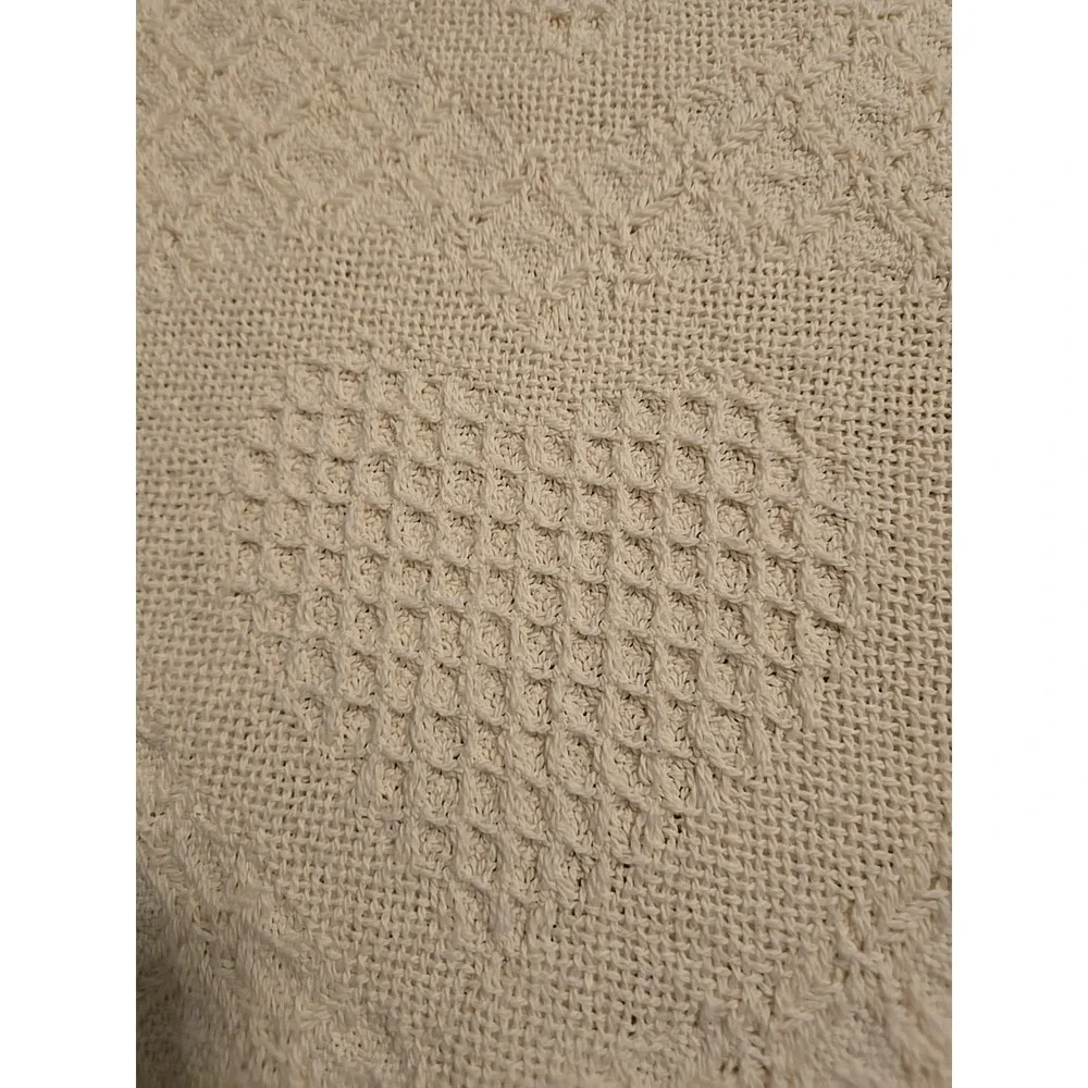 Vtg Heart Fringe Throw Blanket 62x51 Waffle Weave Lap Baby Decor White Anniversa